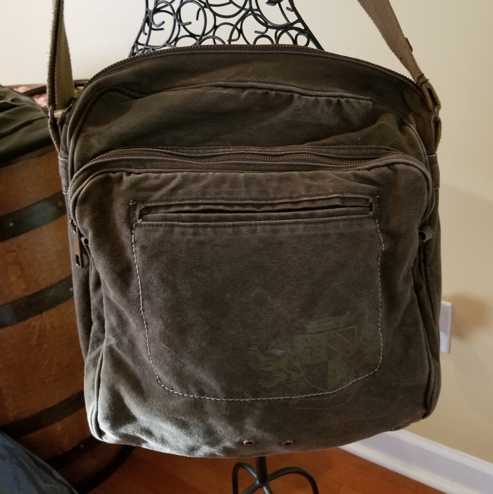 AMERICAN EAGLE CANVAS SATCHEL
